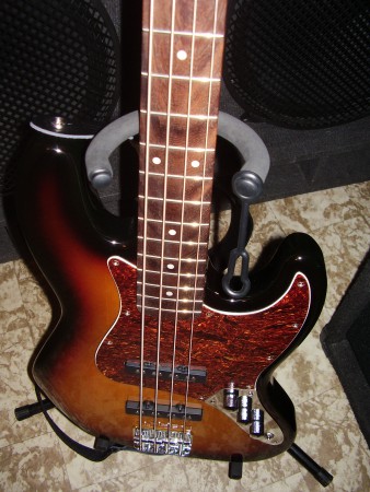 Squier By Fender Vintage Modified Jazz Bass RW 3TS